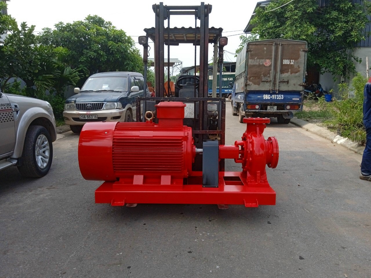 Máy bơm PCCC đầu liền Công suất: 30 hp / 22 kw